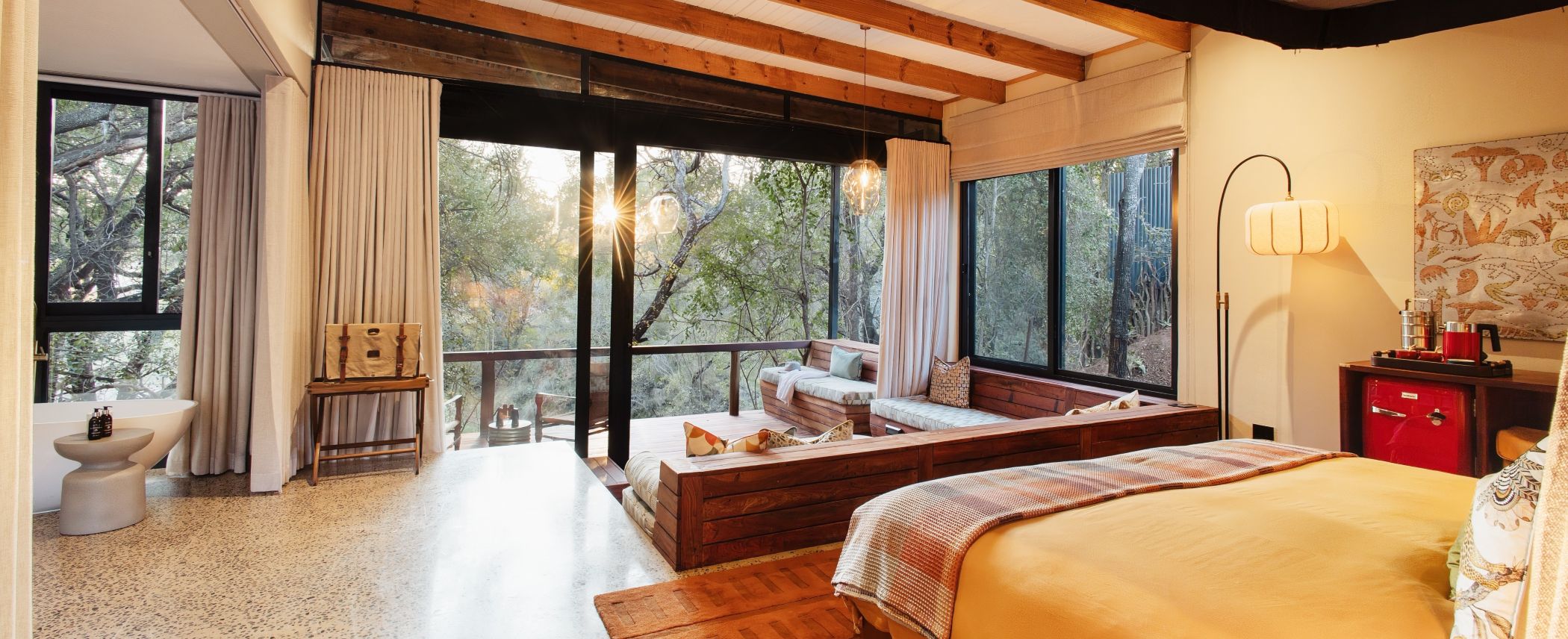 jacis-private-lodge-new-images-2026-madikwe-special-offers-bushbreaks