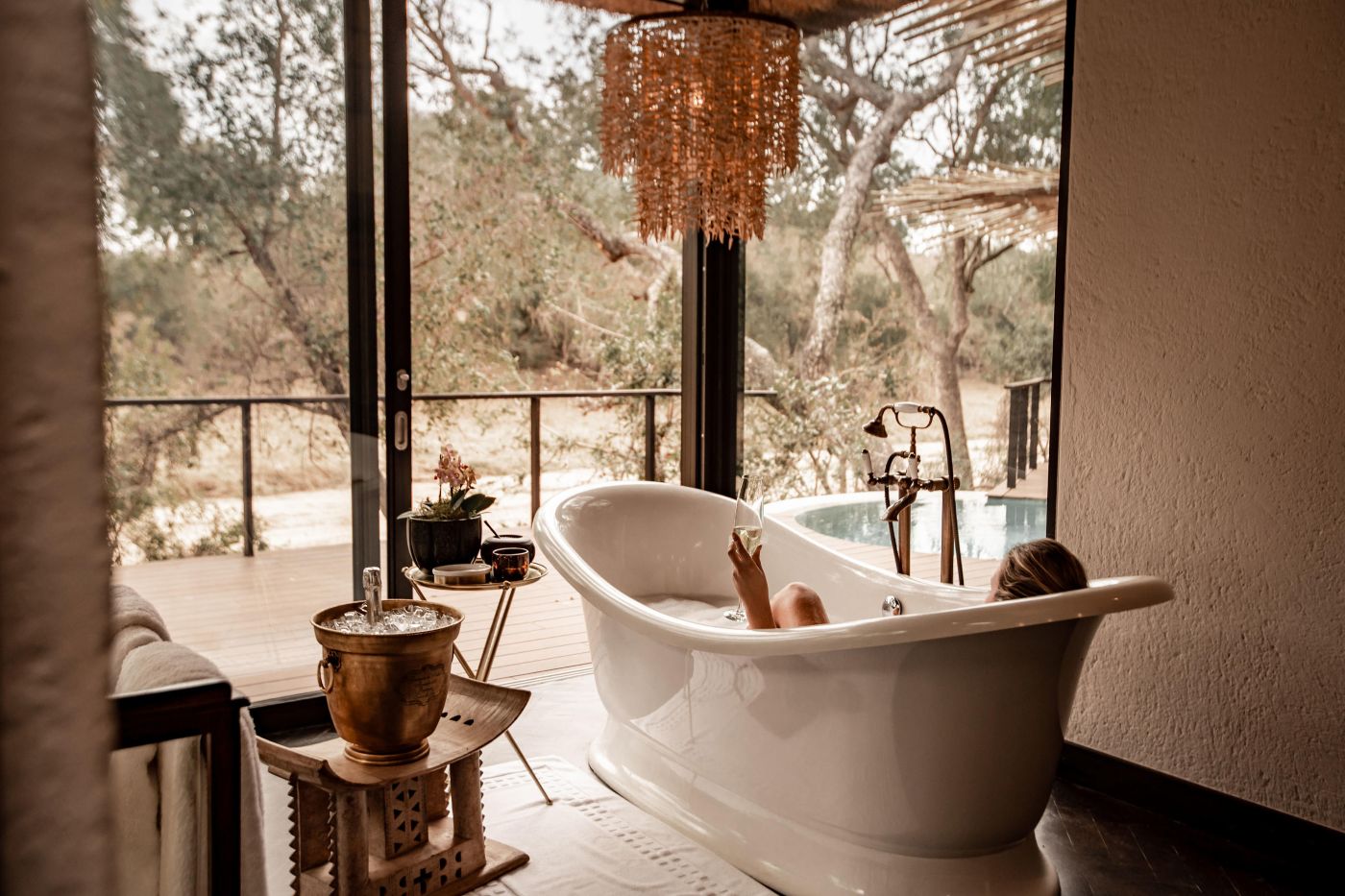 Dulini Moya Bath Sabi Sands Special Offers Best Rates and SADC specials last minute bush breaks deals