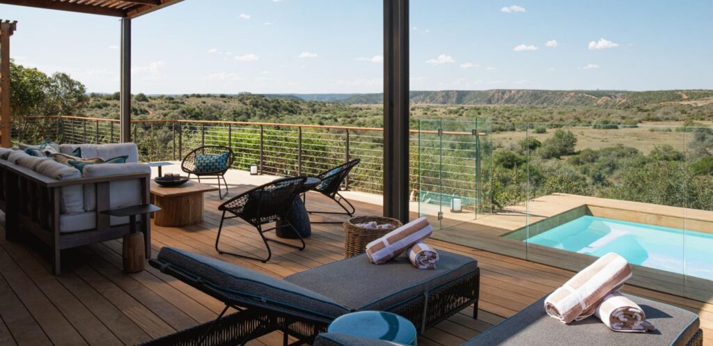 sarili-lodge-shamwari-private-game-reserve-best-rates-for-local-SA-residents-bush-breaks