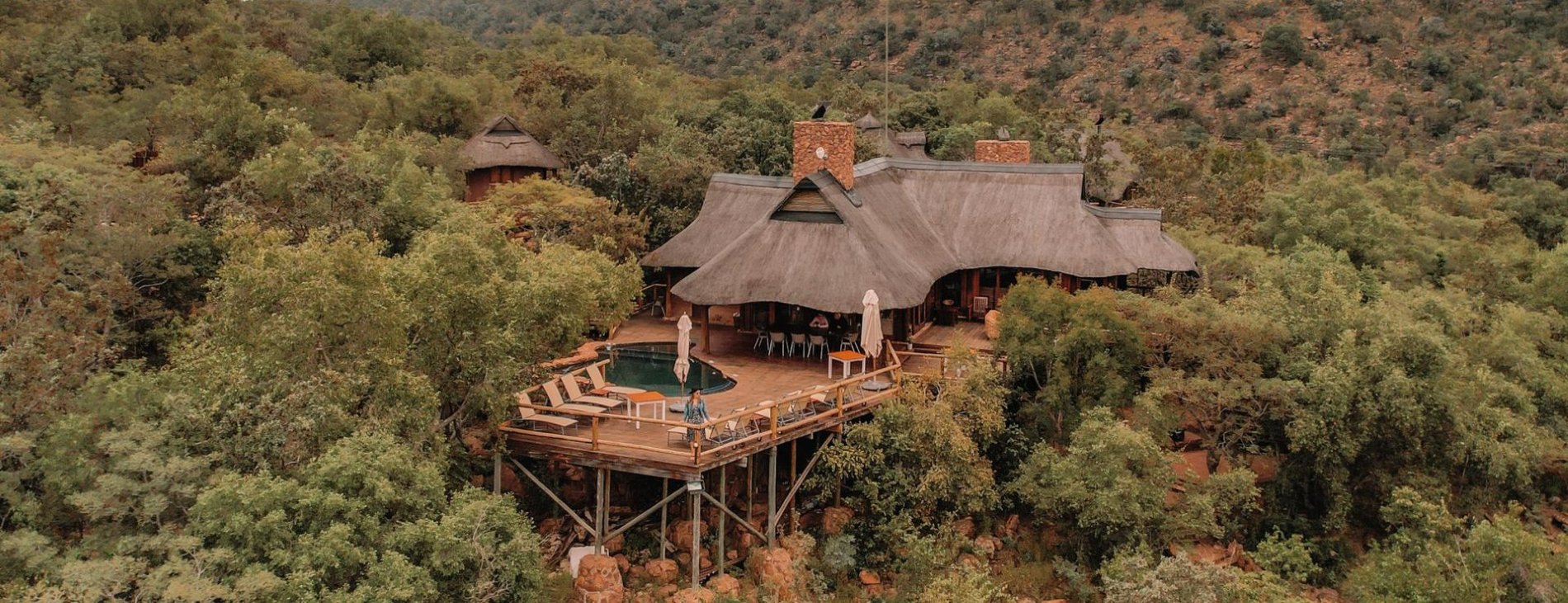 tshwene-lodge-welgevonden-last-minute-special-offers-bush-breaks-1