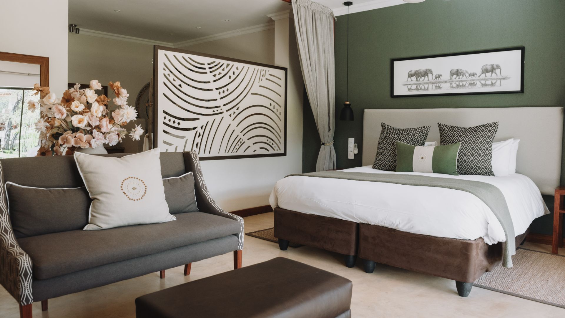 Insika Lodge Your Perfect Africa Victoria Falls Specials