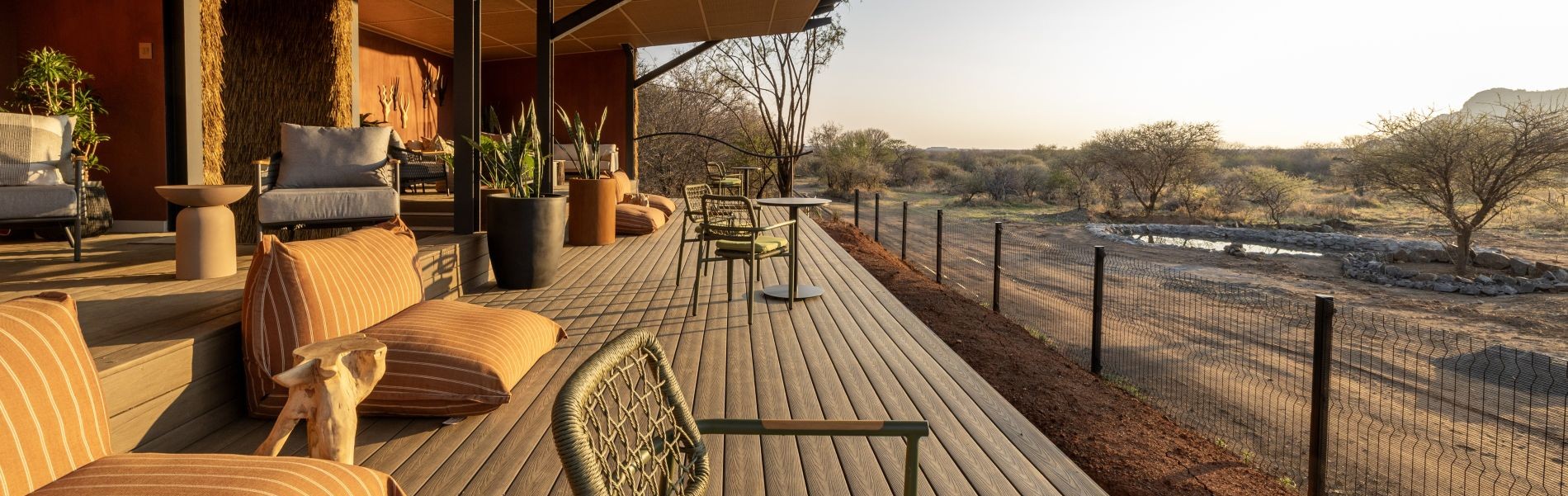 tsholo-safari-lodge-black-rhino-pilanesberg-special-offers-bushbreaks
